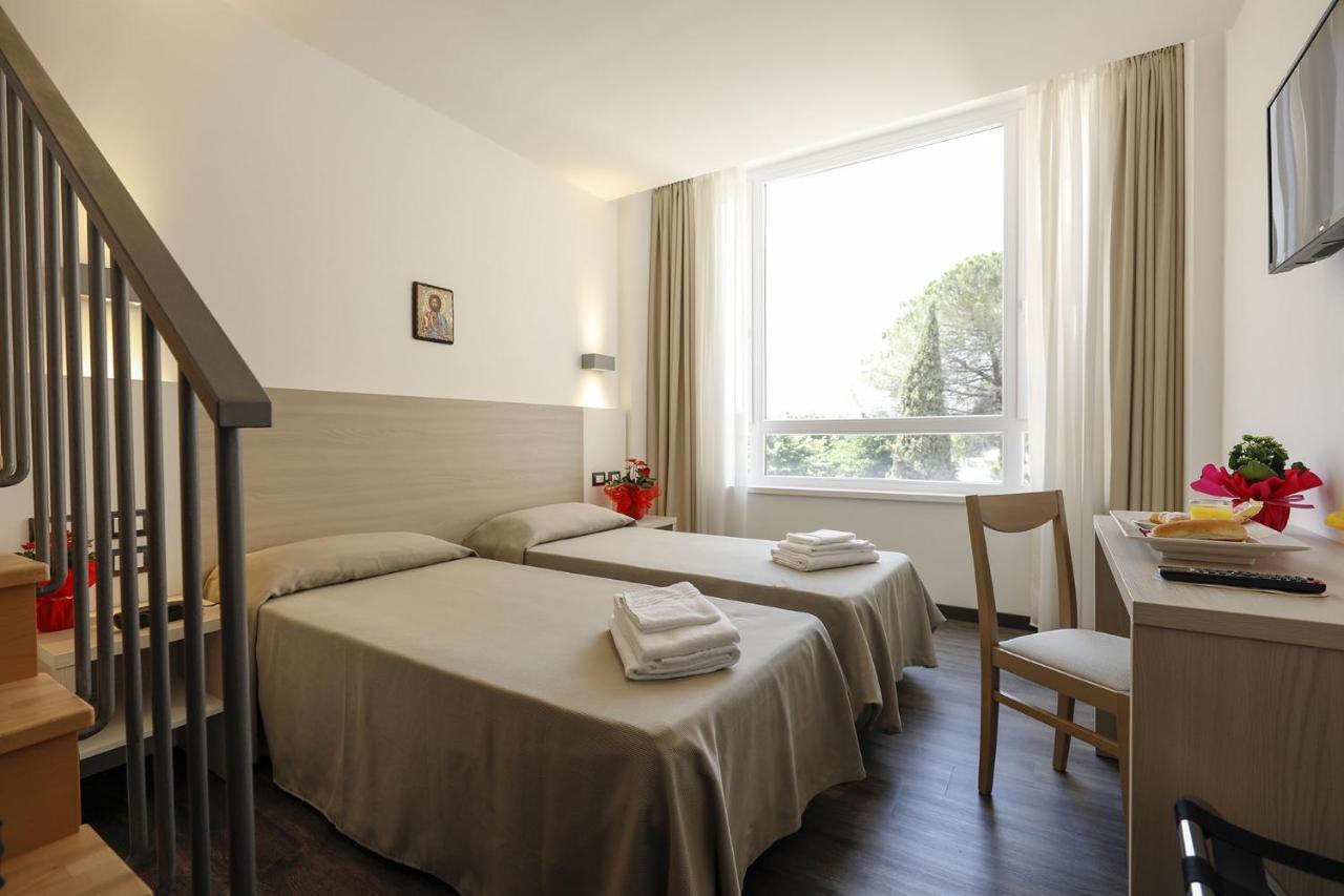 Casa Per Ferie San Juan De Avila Рим Экстерьер фото